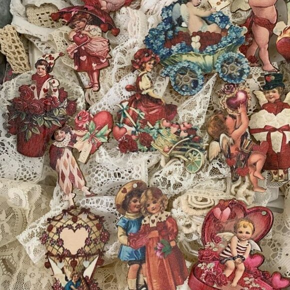 VALENTINE VICTORIAN STYLE WOOD MINI ORNAMENTS*FIR AND FEATHER TREE*GIFT*TAGS* - Picture 5 of 6